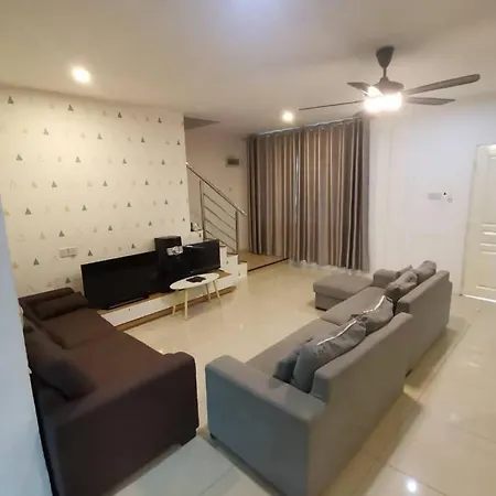 Ting Bintulu Homestay Exterior photo